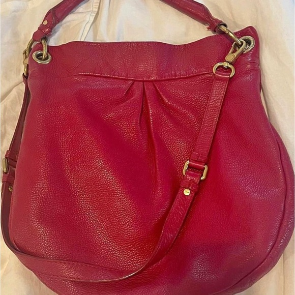 👑👑🧡Marc Jacobs Hilier Shoulder bag hobo style burgundy and gold color elegant - Picture 6 of 8